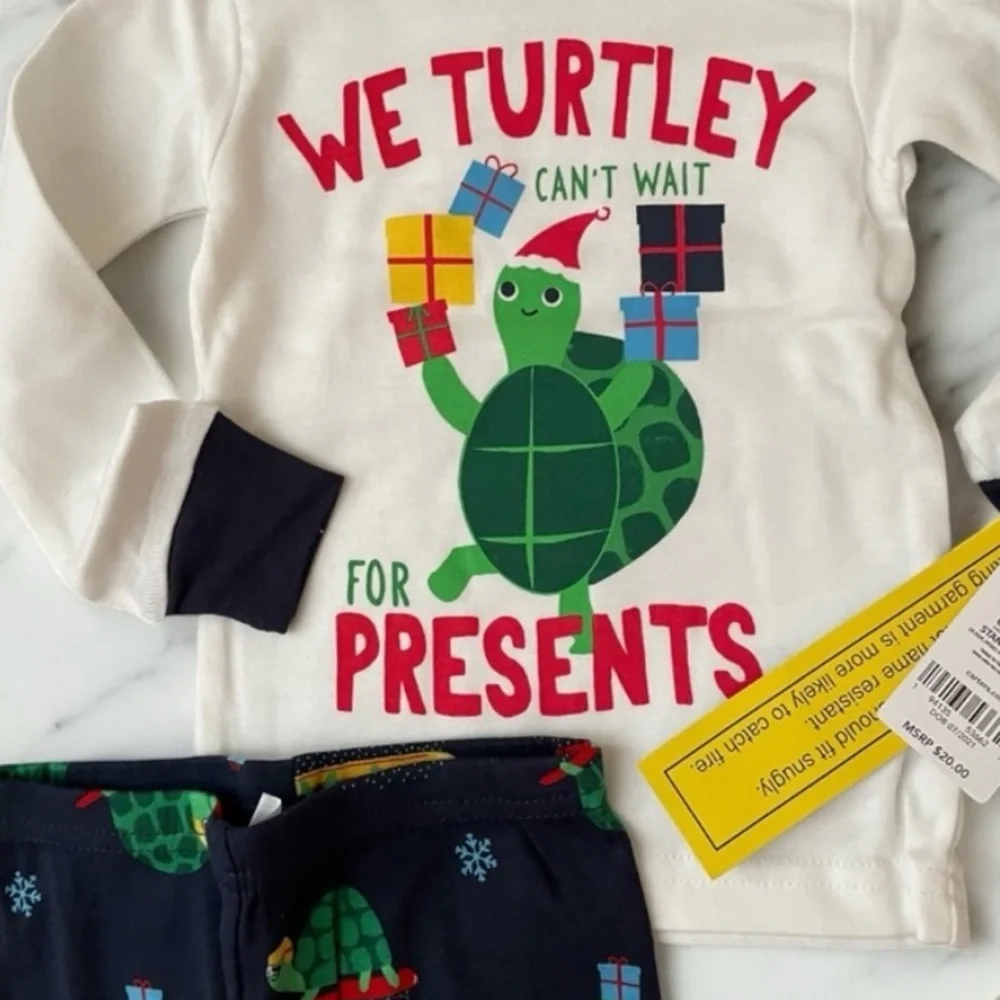 ⭐️2T Carter's Little Boys' Christmas 2-Piece Snug Fit Cotton PJs ⭐️
